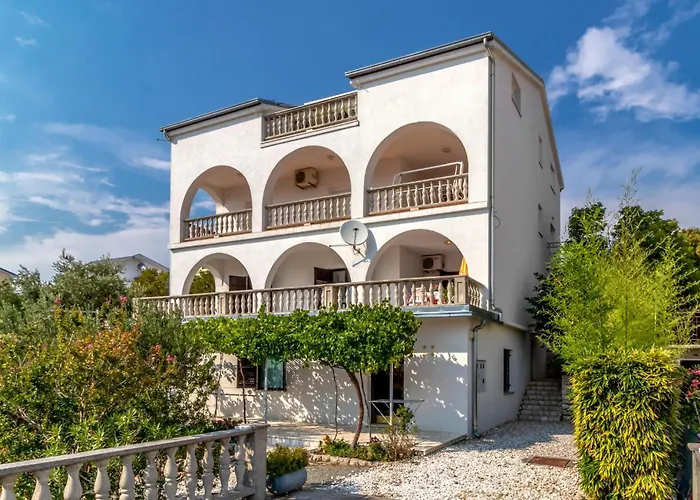 Διαμέρισμα Awesome In Novi Vinodolski